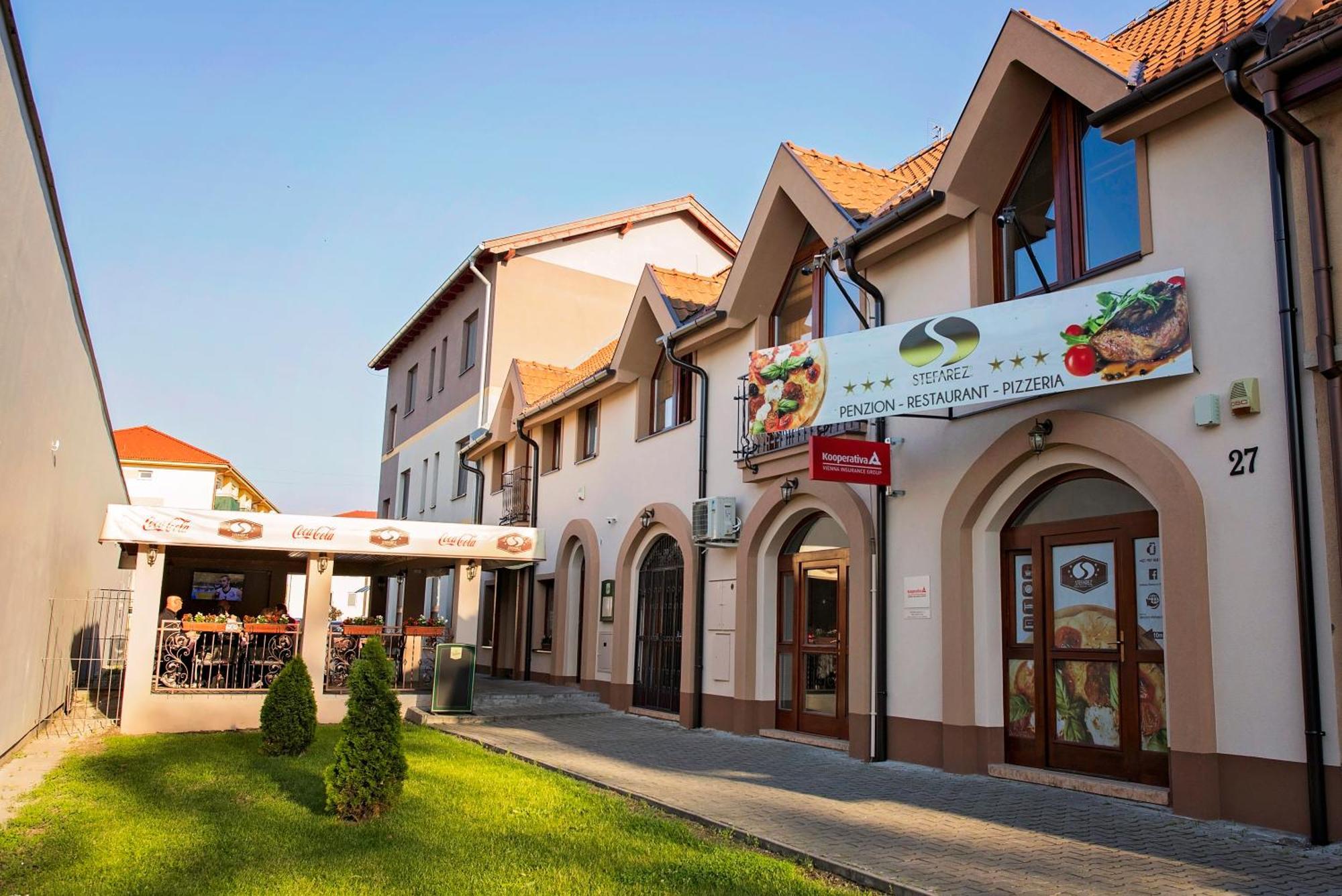 Penzion Stefarez New Veľký Meder Εξωτερικό φωτογραφία