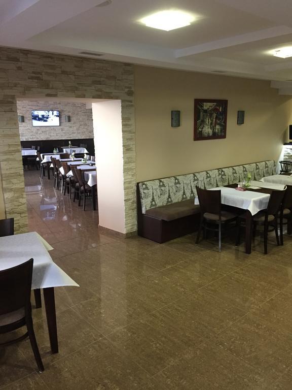 Penzion Stefarez New Veľký Meder Εξωτερικό φωτογραφία